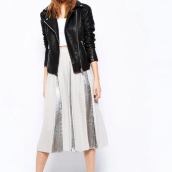 NWT Asos Grey Pleated Metallic Pannel Silver  Satin Midi Skirt 6 - Picture 2 of 9